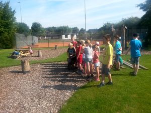 Ferienbetreuung Niedrigseilgarten.jpg